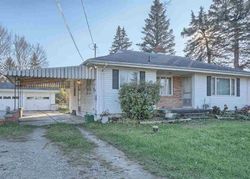 Pre-foreclosure in  RICHFIELD RD Flint, MI 48506