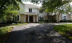 Pre-foreclosure in  GUTHRIE DR Barrington, IL 60010