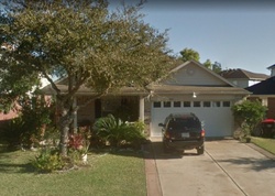 Pre-foreclosure in  WATERING OAKS LN Houston, TX 77083