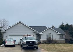 Pre-foreclosure in  WHITE WILLOW CT Howell, MI 48843