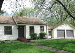 Pre-foreclosure in  OUTER DR Elkhart, IN 46516