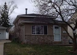 Pre-foreclosure in  15TH ST Wyandotte, MI 48192