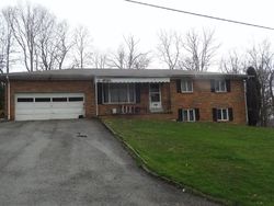 Pre-foreclosure in  SINGER WAY Ligonier, PA 15658