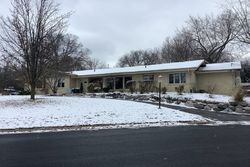 Pre-foreclosure in  OLD ORCHARD RD Rockford, IL 61107