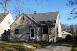 Pre-foreclosure in  S 89TH ST Milwaukee, WI 53214