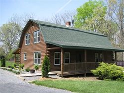 Pre-foreclosure in  WINDJAMMER LN Staunton, VA 24401