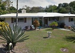 Pre-foreclosure in  LEE LN Sarasota, FL 34231