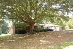 Pre-foreclosure in  THOMAS DR Williamston, SC 29697