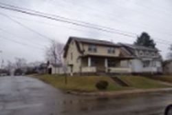 Pre-foreclosure in  GIBBS AVE NE Canton, OH 44705