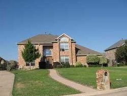 Pre-foreclosure in  OAK RUN LN Mansfield, TX 76063