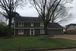 Pre-foreclosure in  PINE NEEDLE DR Germantown, TN 38139