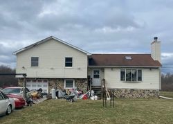 Pre-foreclosure Listing in YELLOWSTONE DR BLAKESLEE, PA 18610