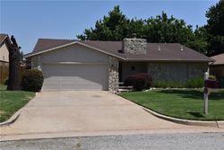Pre-foreclosure in  NW 86TH ST Oklahoma City, OK 73132