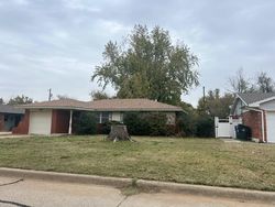 Pre-foreclosure in  W WOODLANE DR Oklahoma City, OK 73110