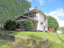 Pre-foreclosure Listing in MCCLAIN AVE COSHOCTON, OH 43812