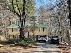 Pre-foreclosure in  SCOBIE POND RD Derry, NH 03038