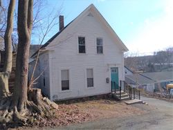 Pre-foreclosure in  MAPLE ST Winchester, NH 03470