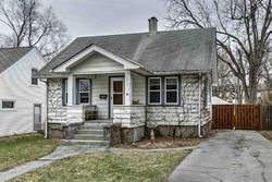 Pre-foreclosure in  MAPLE ST Omaha, NE 68104