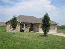 Pre-foreclosure in  LACE BARK AVE Rogersville, MO 65742