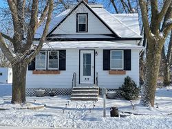 Pre-foreclosure Listing in BLUEJAY AVE MAYER, MN 55360
