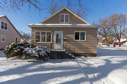 Pre-foreclosure in  PERSHING AVE N New Prague, MN 56071