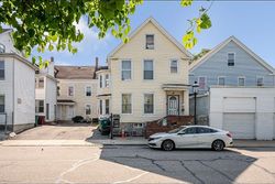 Pre-foreclosure Listing in SUFFOLK ST LOWELL, MA 01854