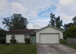 Pre-foreclosure in  TWIN OAK DR W Middleburg, FL 32068