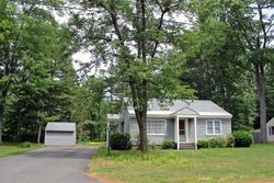 Pre-foreclosure in  LOG PLAIN RD Greenfield, MA 01301