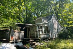 Pre-foreclosure in  N BLANDFORD RD Blandford, MA 01008