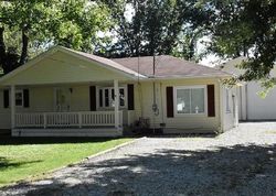 Pre-foreclosure in  HEDGEROW PARK DR North Ridgeville, OH 44039