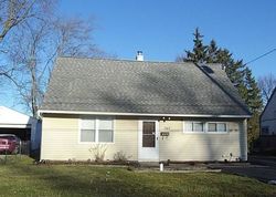 Pre-foreclosure in  S EDGEHILL AVE Youngstown, OH 44515