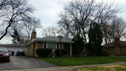 Pre-foreclosure in  109TH PL Chicago Ridge, IL 60415