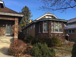 Pre-foreclosure in  W EASTWOOD AVE Chicago, IL 60630