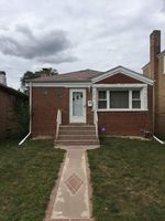 Pre-foreclosure in  BELLWOOD AVE Bellwood, IL 60104