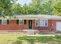 Pre-foreclosure in  CLAY AVE Louisville, KY 40219