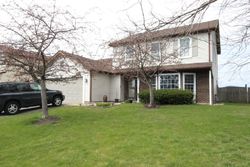 Pre-foreclosure in  FOREST WAY Bolingbrook, IL 60440