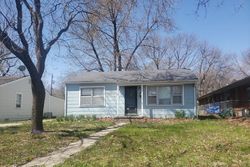 Pre-foreclosure in  SW JEWELL AVE Topeka, KS 66611