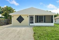 Pre-foreclosure in  19TH AVE SW Vero Beach, FL 32962