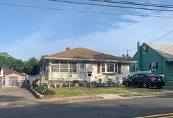 Pre-foreclosure in  RARITAN ST South Amboy, NJ 08879