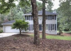 Pre-foreclosure Listing in WHITNEY WAY FAYETTEVILLE, GA 30214