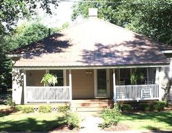 Pre-foreclosure in  RAY ST Union Point, GA 30669