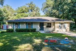 Pre-foreclosure in  PAR AVE Sorrento, FL 32776