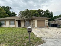 Pre-foreclosure in  PINEVIEW WAY Apopka, FL 32703