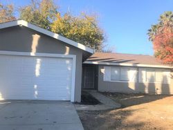 Pre-foreclosure in  NIANTIC WAY Sacramento, CA 95822