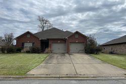 Pre-foreclosure in  WEATHERWOOD DR Greenbrier, AR 72058