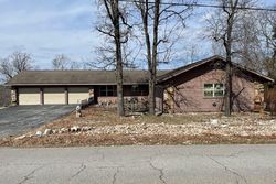 Pre-foreclosure Listing in COUNTRY CLUB DR EUREKA SPRINGS, AR 72631