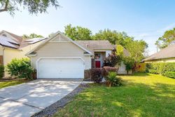 Pre-foreclosure in  MORNING CREEK CIR Apopka, FL 32712