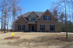 Pre-foreclosure in  SWEETWATER PARK DR Fort Mitchell, AL 36856