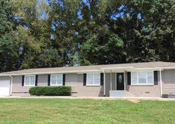 Pre-foreclosure in  BROCKTON RD Jefferson, GA 30549