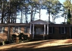  Pinewood Dr, Macon GA
